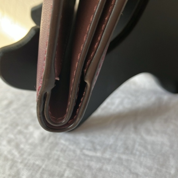 Kate Spade: Plum Purple Leather Bifold Card Wallet- Snap Closure - Picture 4 of 16